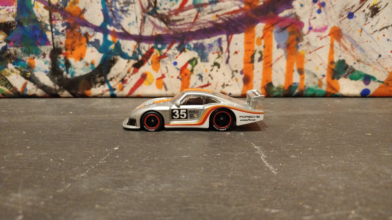 Illustration for article titled LaLD Car Week - Teutonic Tuesday: Die Schwestern 935